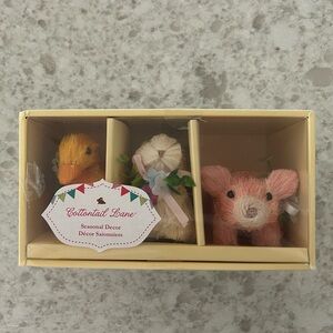 “New” Cottontail Lane Animal Decor Trio - Duck, Bunny & Pig